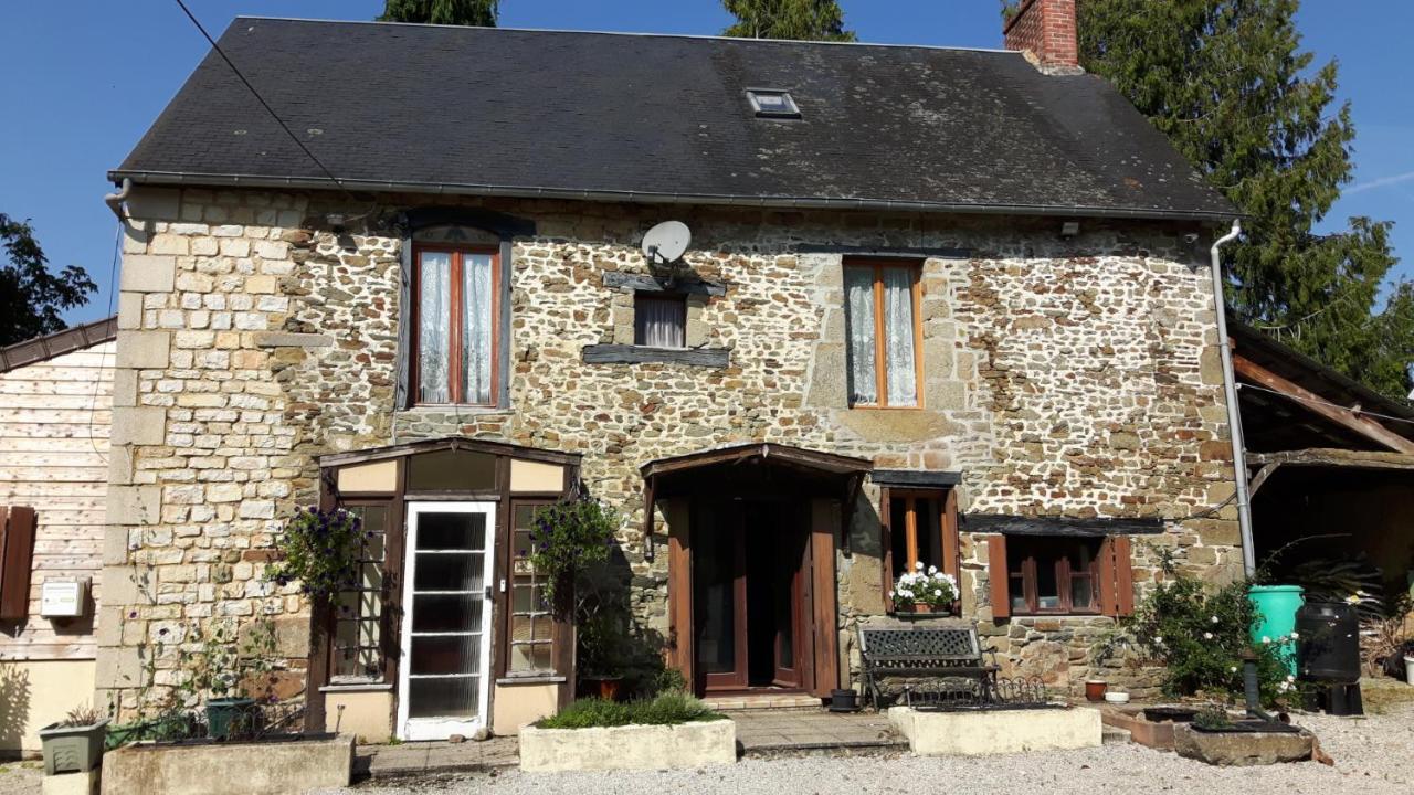 La Meslaie Bed and Breakfast Le Teilleul Exteriör bild